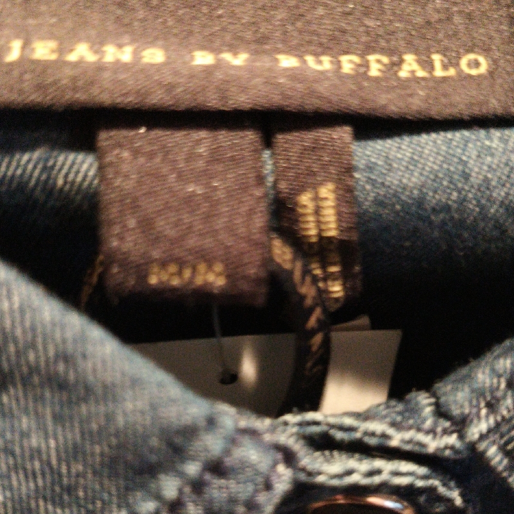JEANS BY BUFFALO David Bitton Dark Blue Denim Blouse w Black Lace Trim Medium